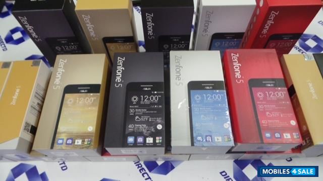 Black Asus Zenfone 5