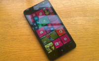 Black Nokia Lumia 1320