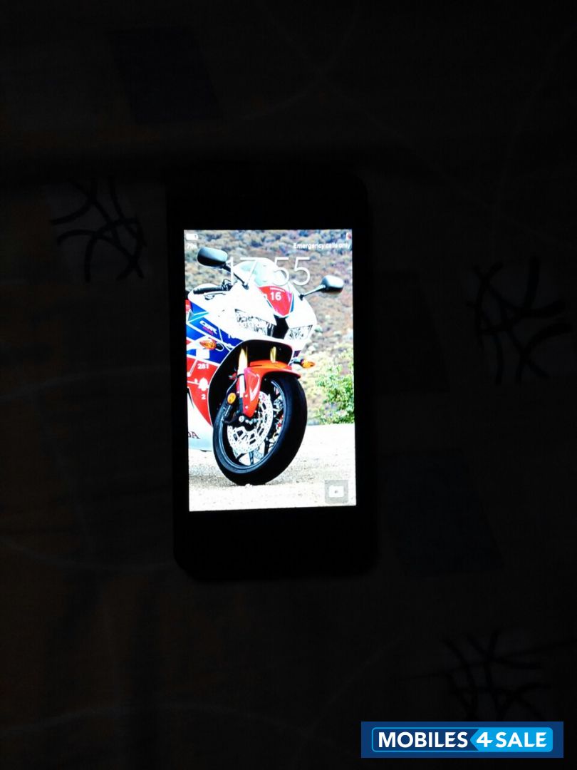 Black BlackBerry Z10