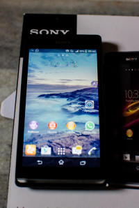 Black Sony Xperia SP