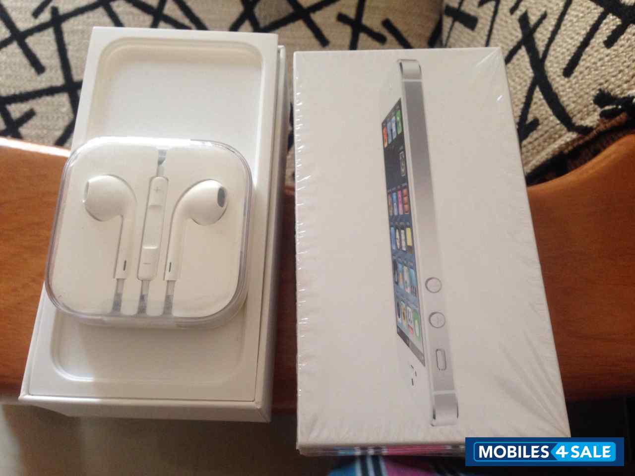 White 16gb Apple iPhone 5
