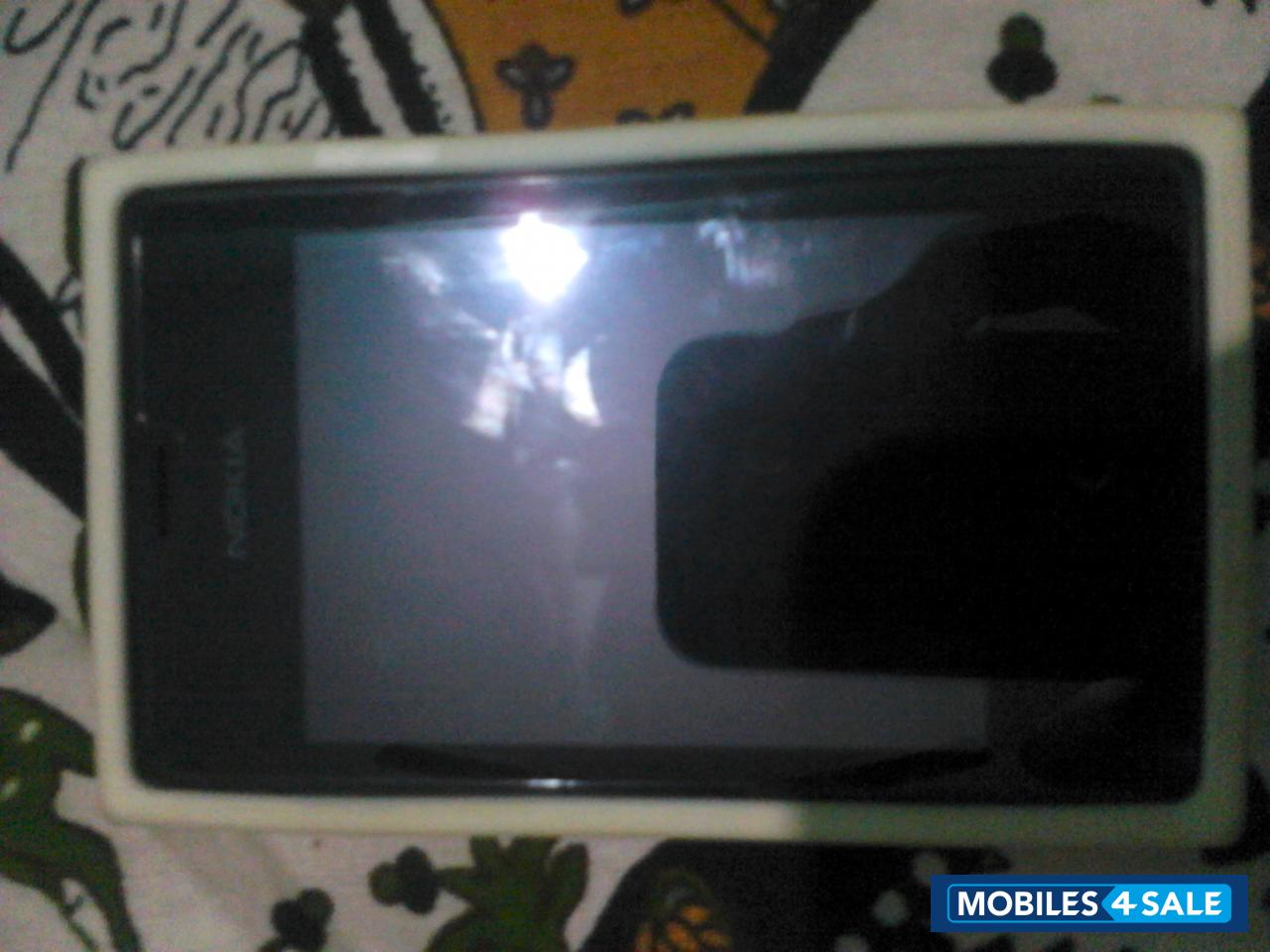 Black Nokia Asha 502