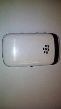 White BlackBerry Curve 9220