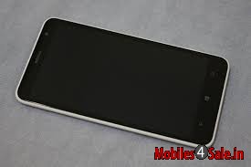 White Nokia Lumia 1320