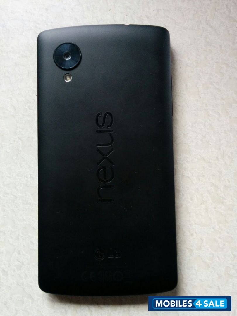 Black Google Nexus 5