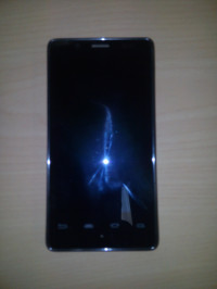 Black Xolo X900