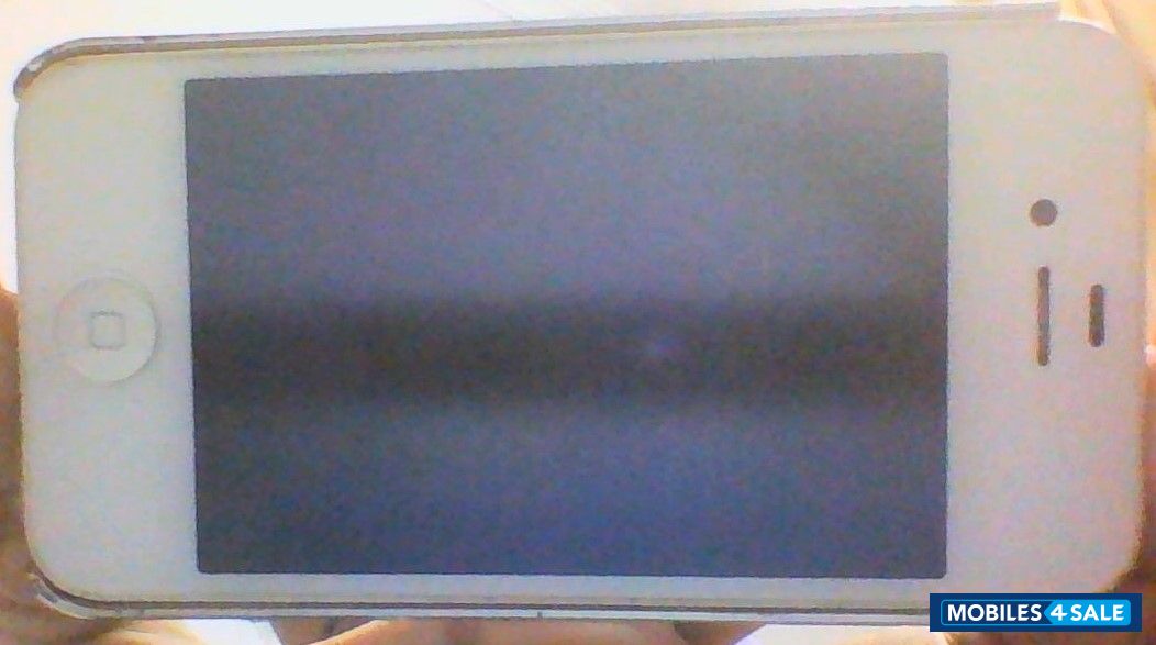 White Apple iPhone 4S