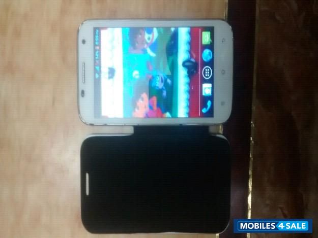 White Karbonn S2 Titanium