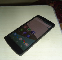 Black Google Nexus 5