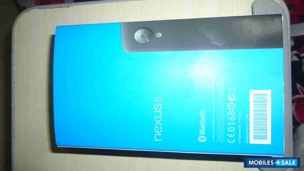 Black Google Nexus 5