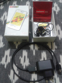 White Karbonn A50