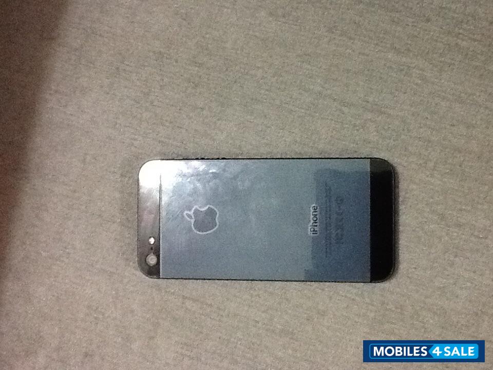 Black Apple iPhone 5