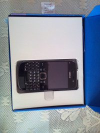 Black Nokia E6 Touch n Type