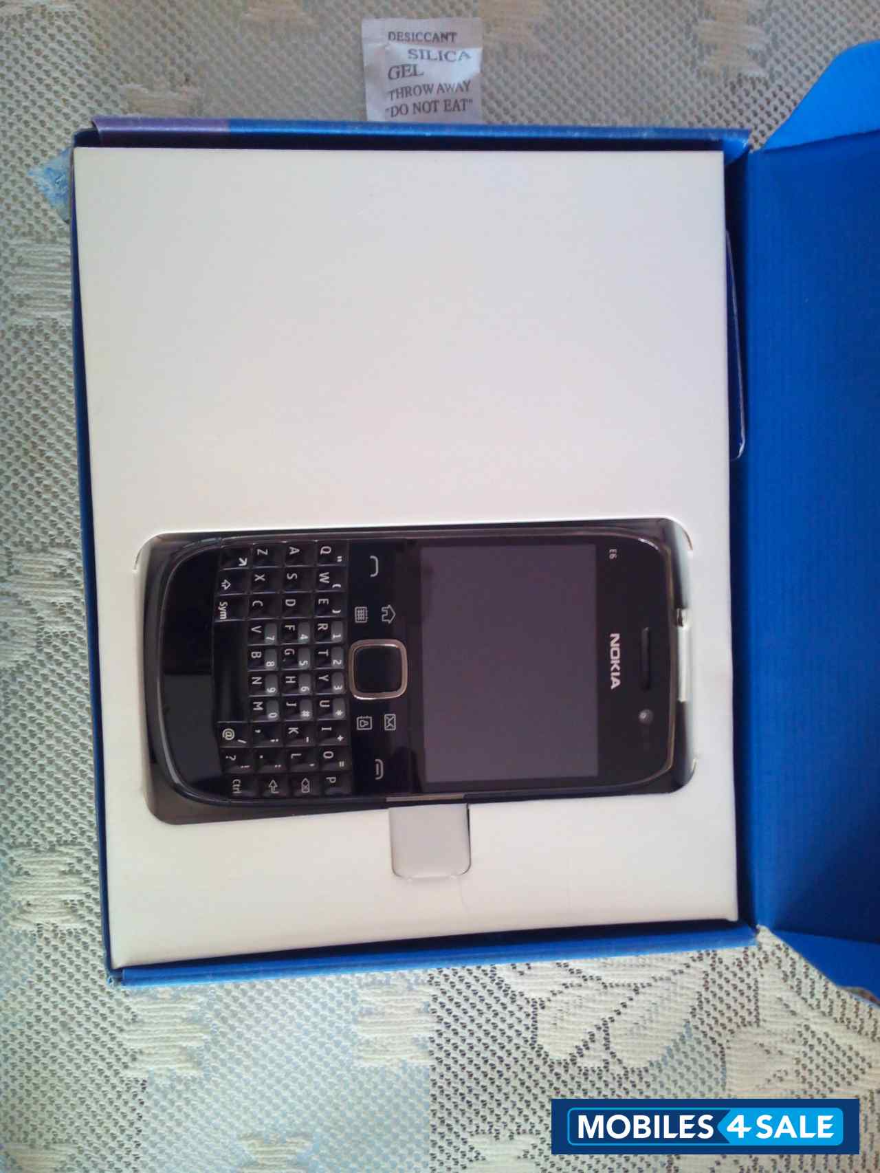 Black Nokia E6 Touch n Type