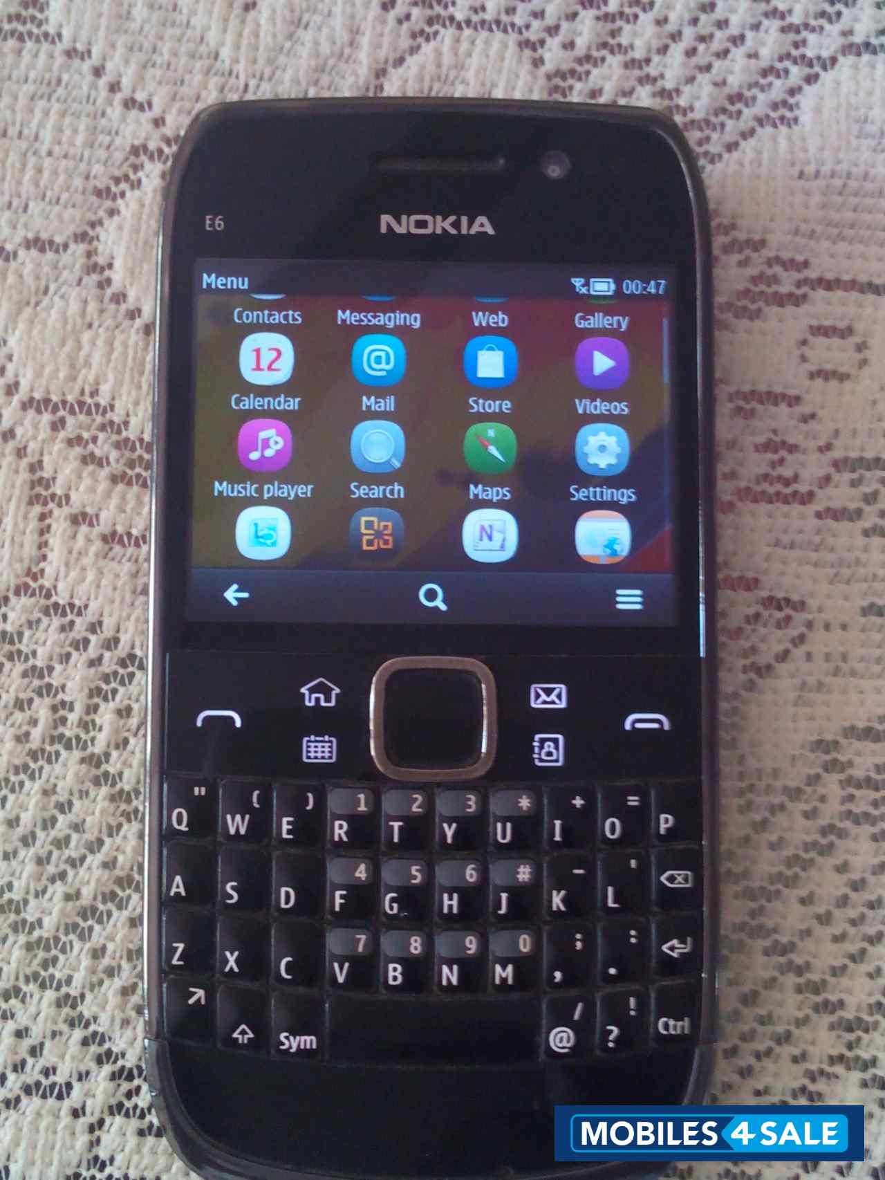 Black Nokia E6 Touch n Type