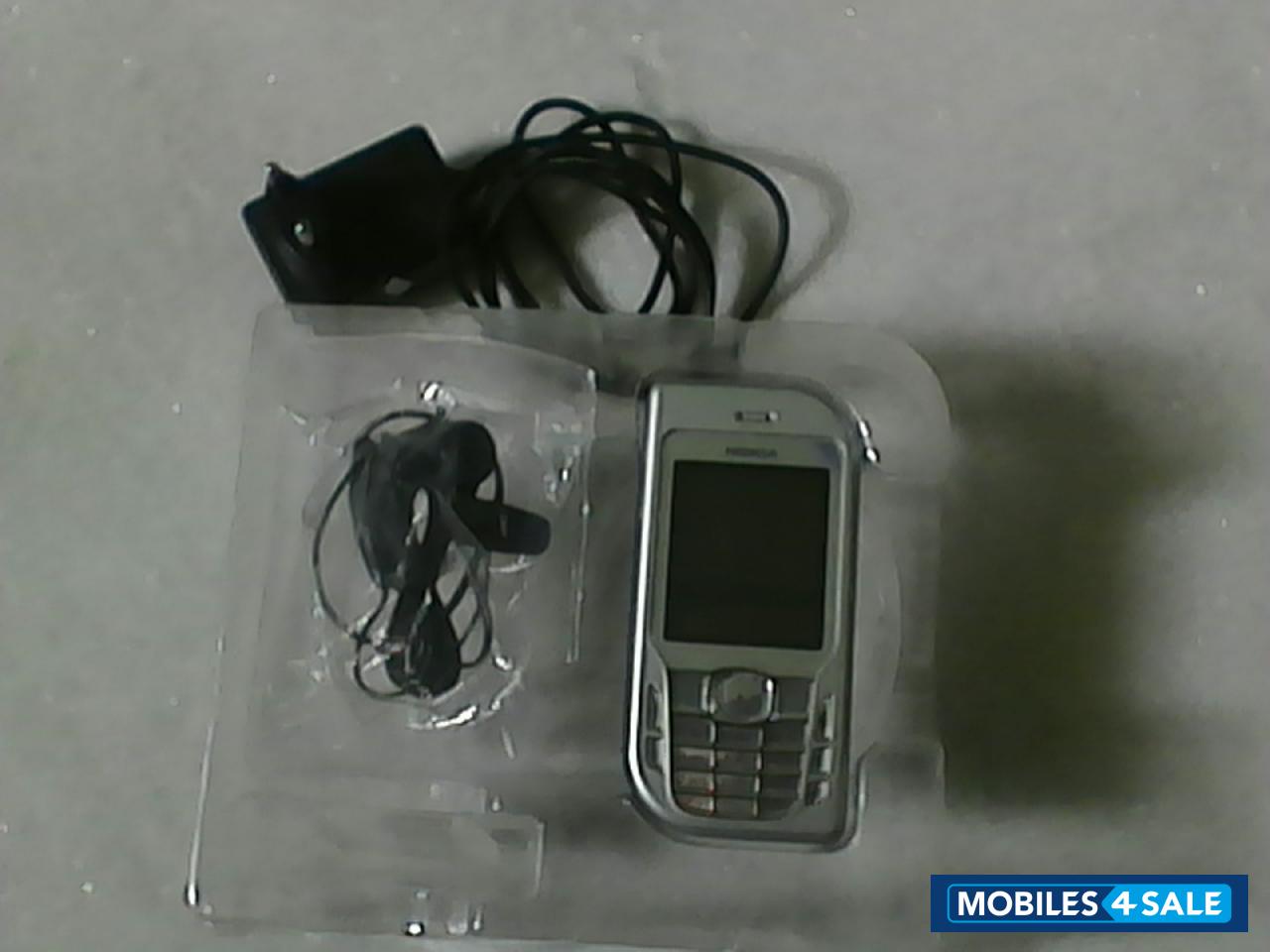 Silver Nokia 6670