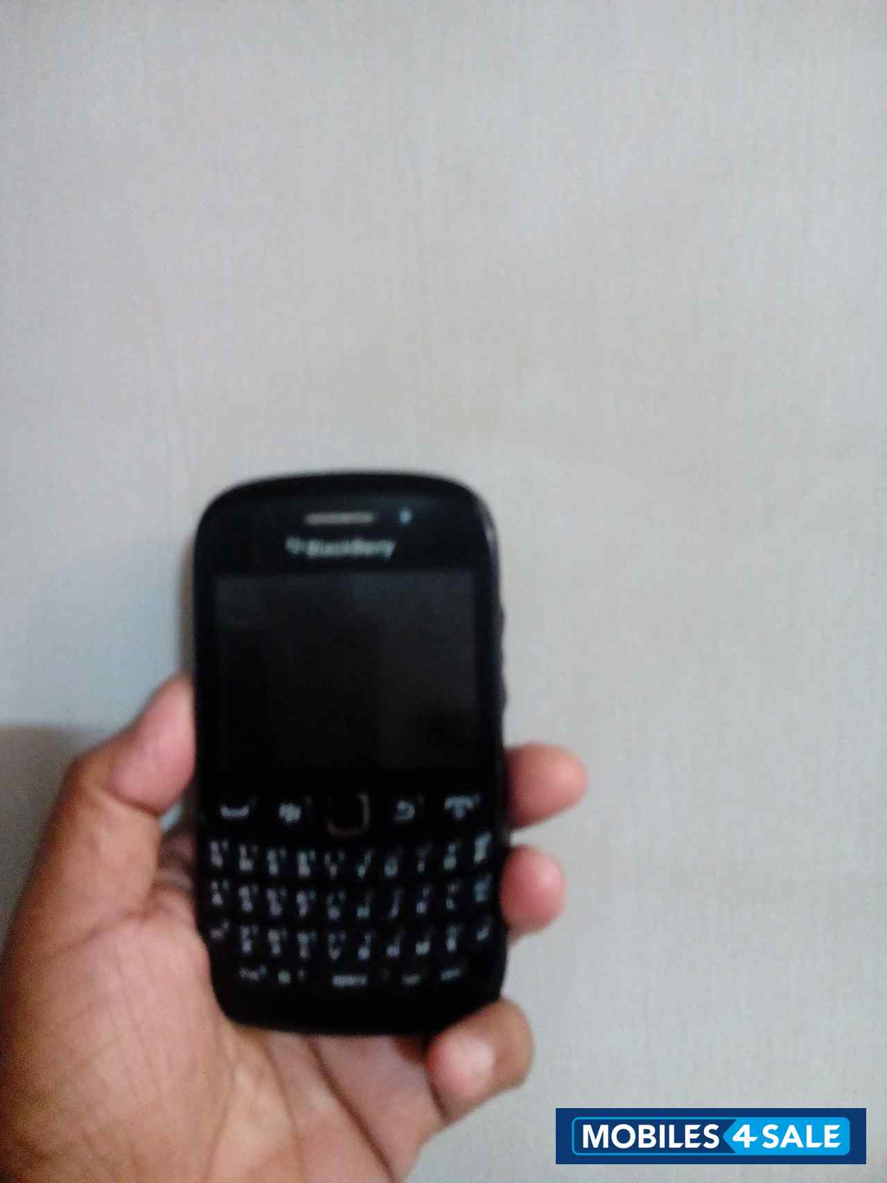 Black BlackBerry Curve 9220