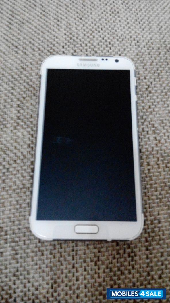 White Samsung Galaxy Note 2