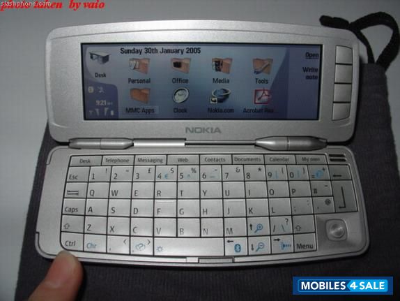 Silver Nokia 9300