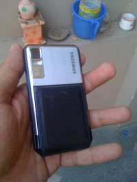 Silverblack Samsung SGH-F480