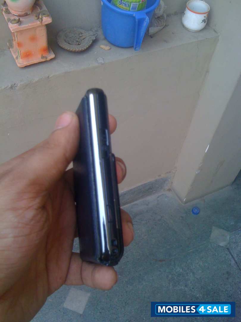 Silverblack Samsung SGH-F480