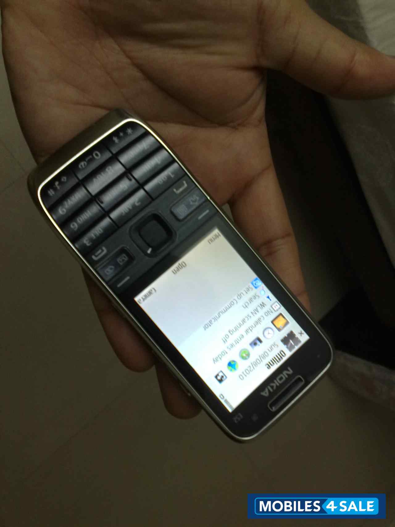 Black Nokia E52
