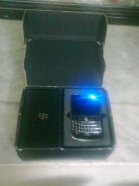 Black BlackBerry Bold
