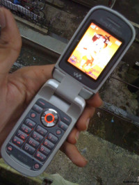 White Sony Ericsson W710