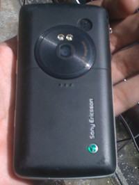 Black Sony Ericsson W960