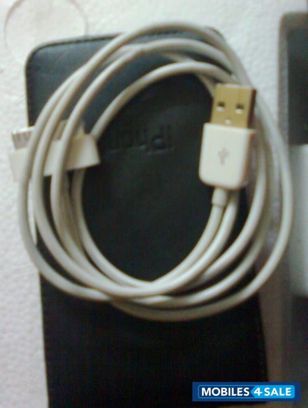 Black Apple iPhone 3G Black Apple iPhone 3G