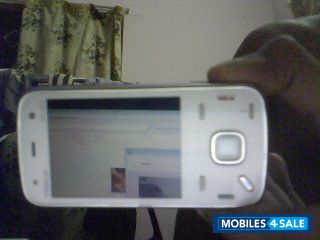 White Nokia N86