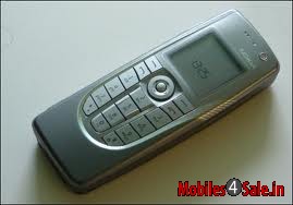 Grey Nokia 9300i