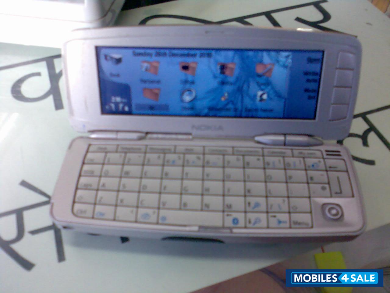 Silver Nokia 9300