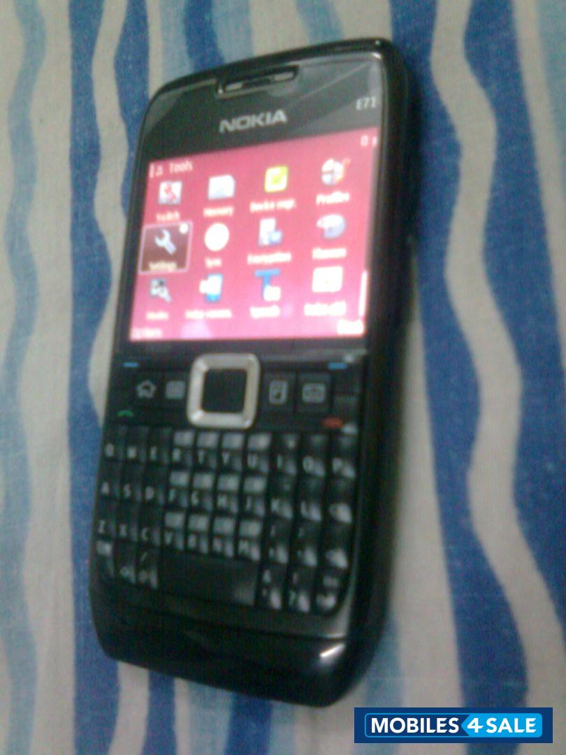 Black Nokia E71 Black Nokia E71